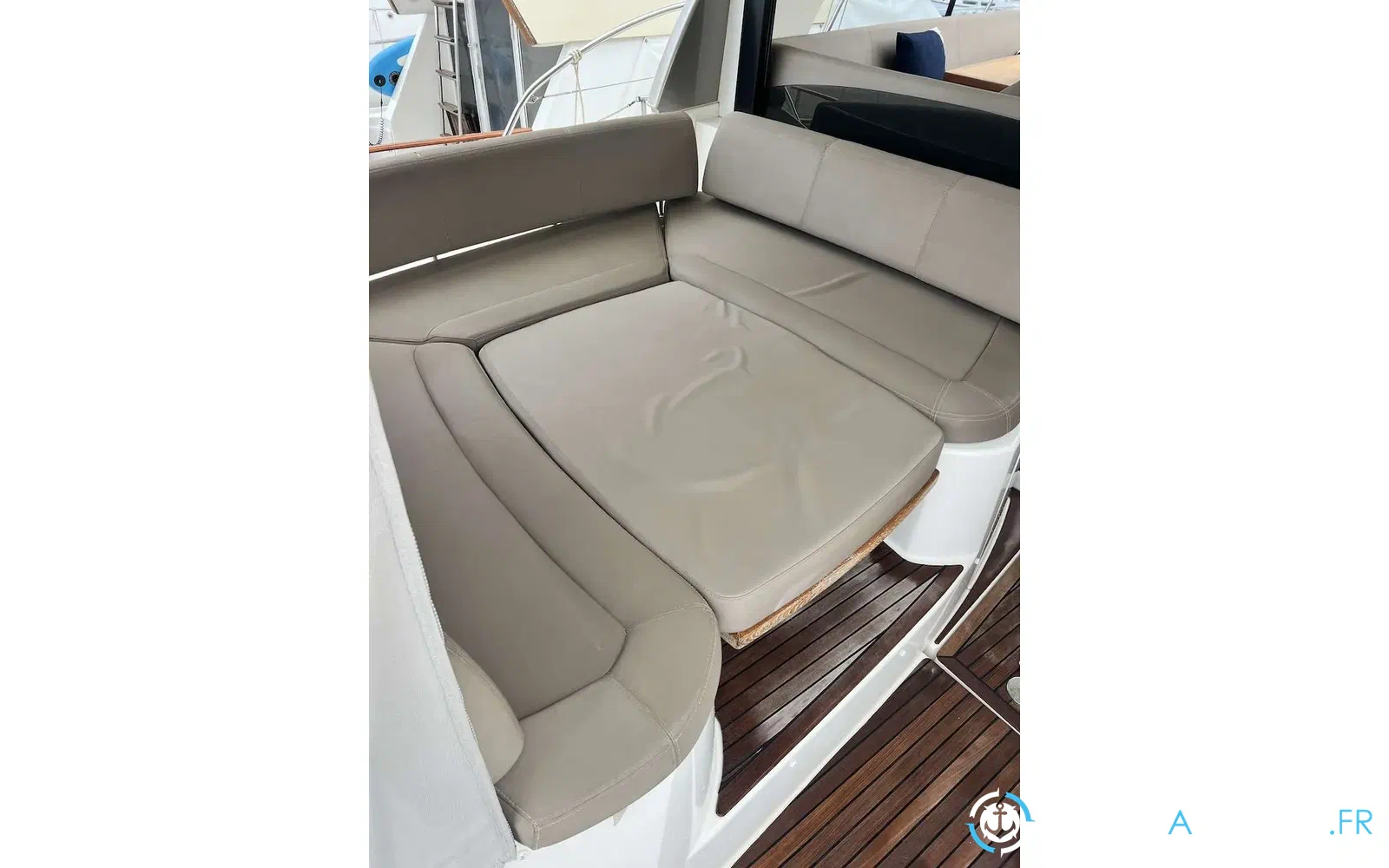 slider 13 Jeanneau Prestige 390 S