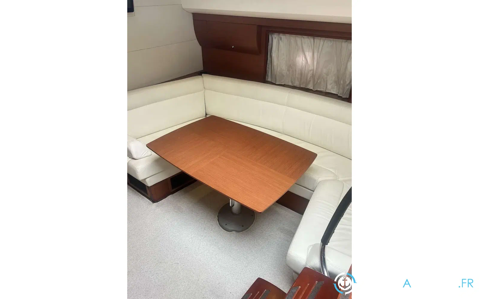 slider 23 Jeanneau Prestige 390 S