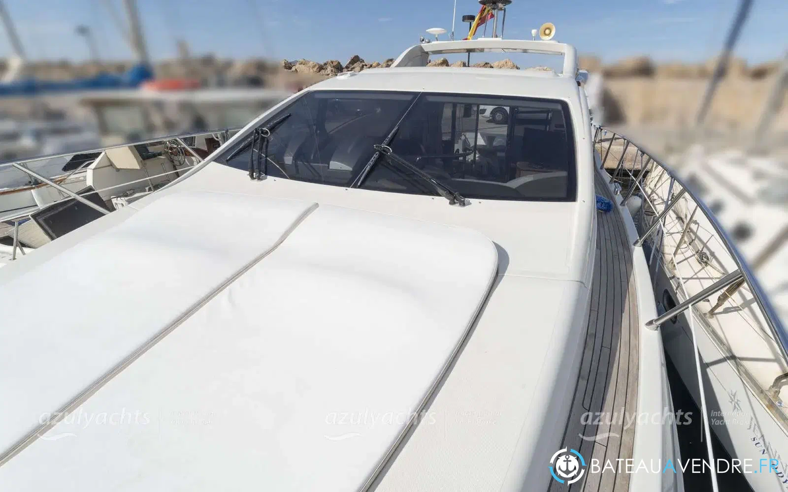 slider 10 Azimut 43 S