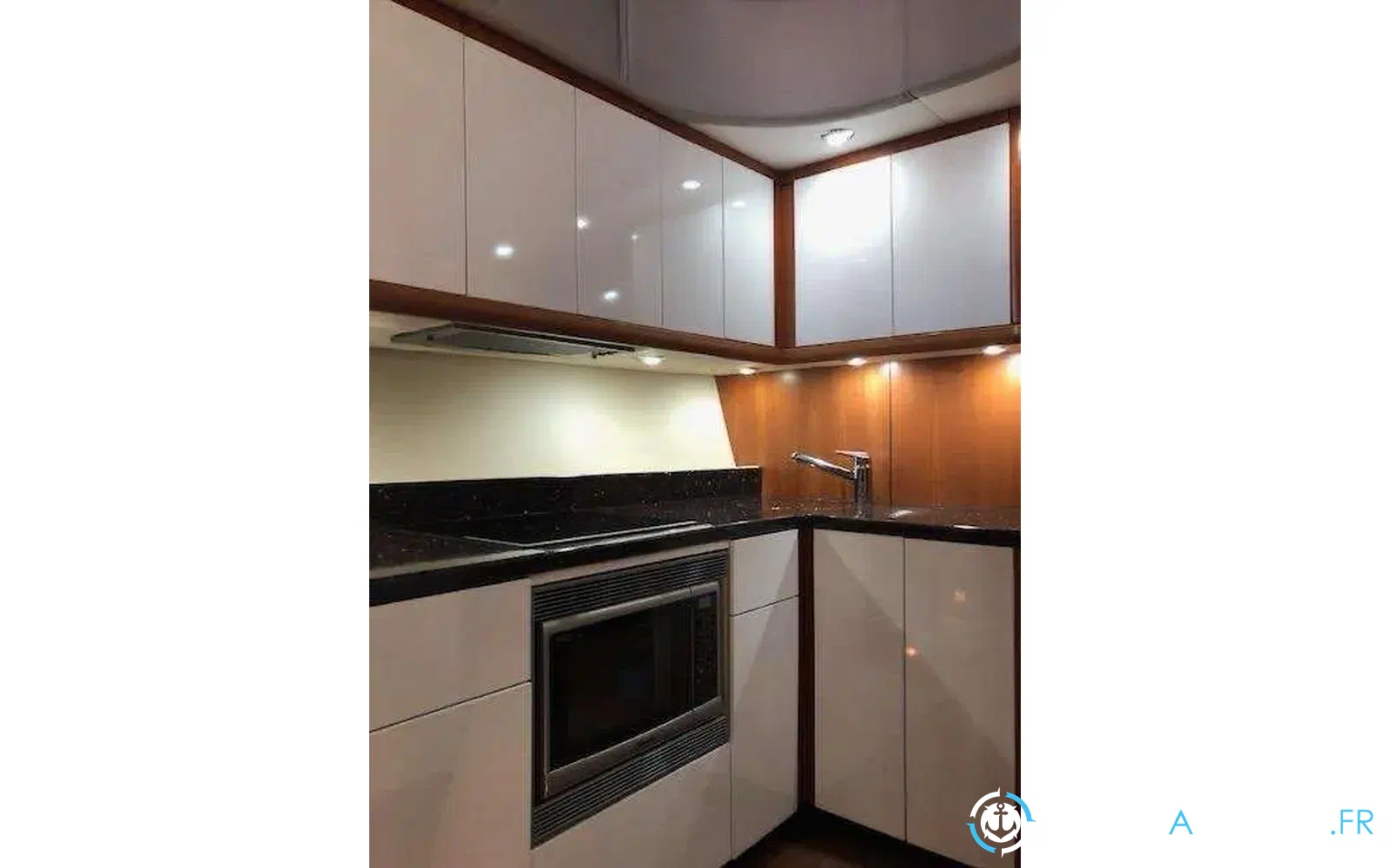 slider 6 Sunseeker Manhattan 50