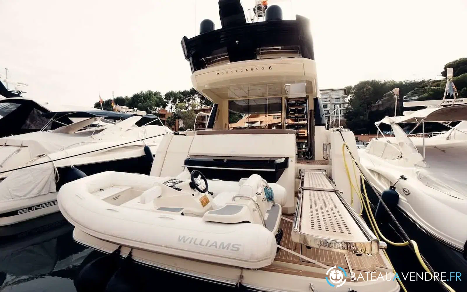 slider 0 Beneteau Monte Carlo 6
