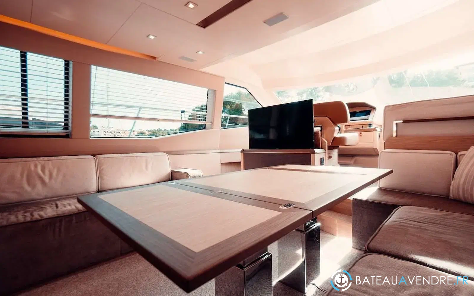 slider 16 Beneteau Monte Carlo 6