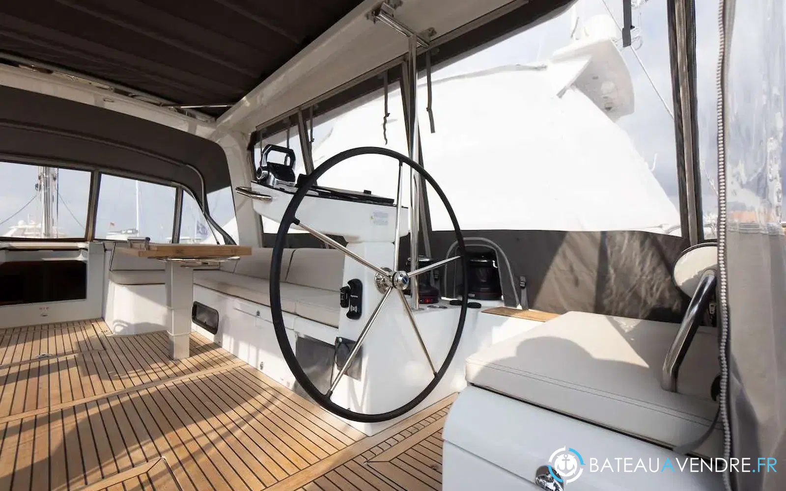 slider 23 Beneteau Oceanis 60