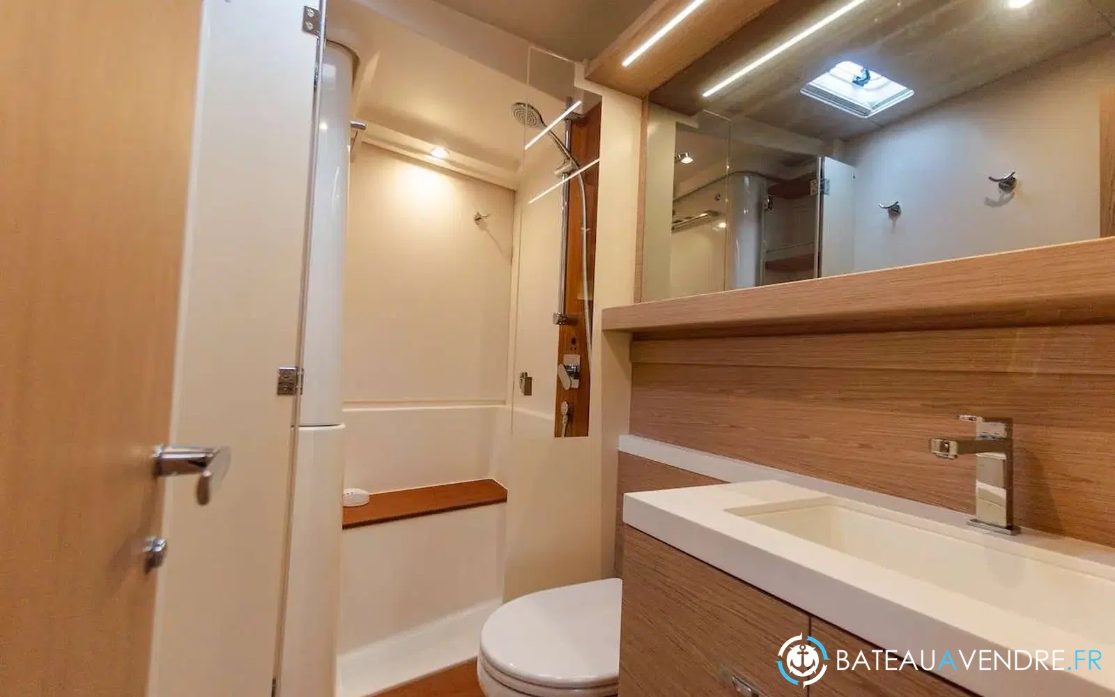 slider 38 Beneteau Oceanis 60