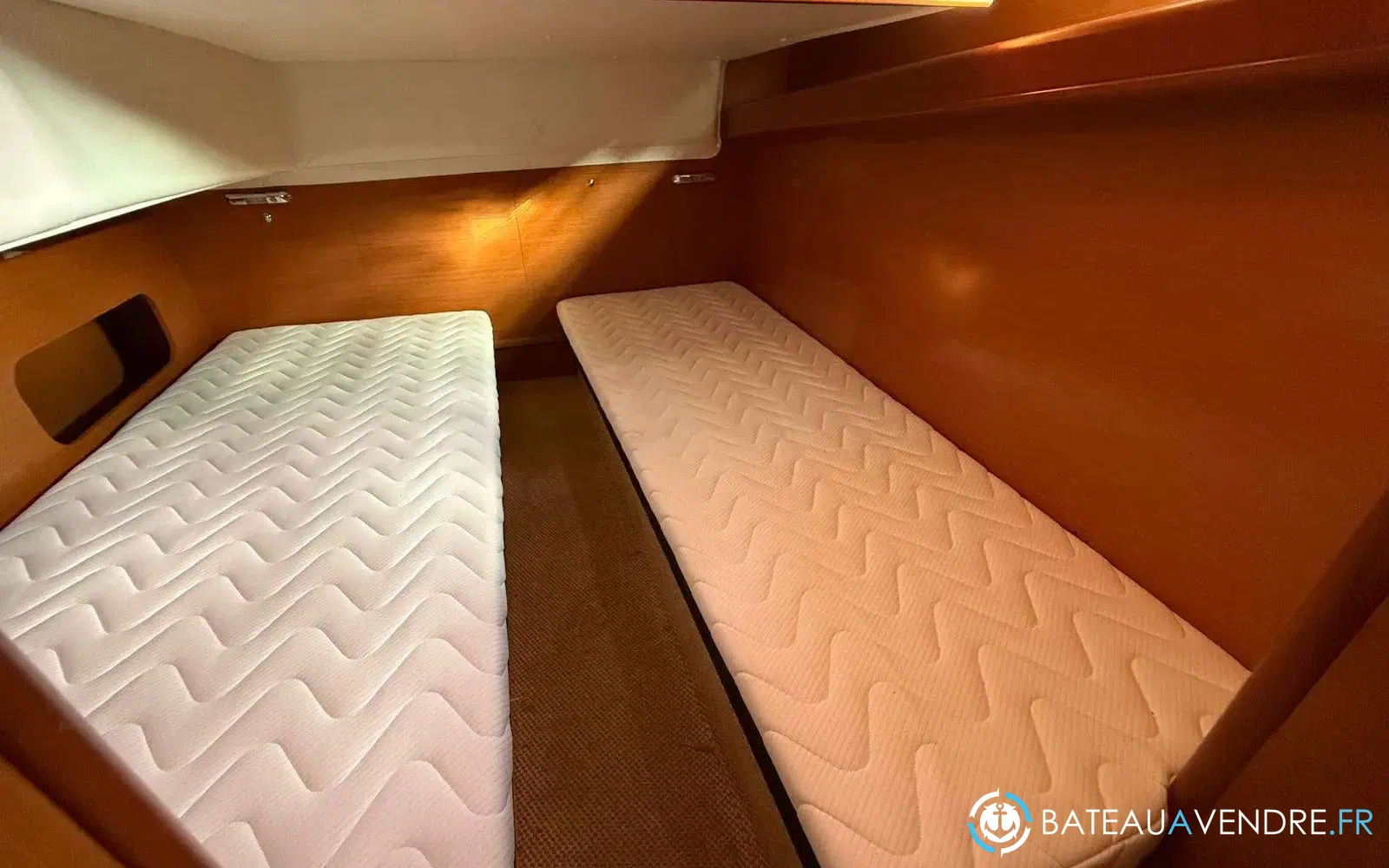 slider 26 Beneteau Antares 10.80