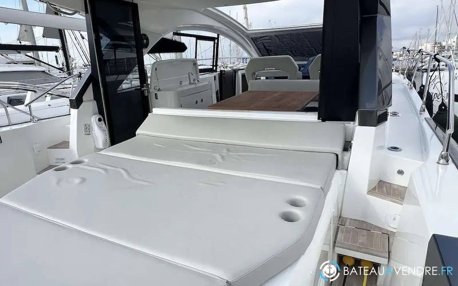 slider 32 Beneteau Gran Turismo 45