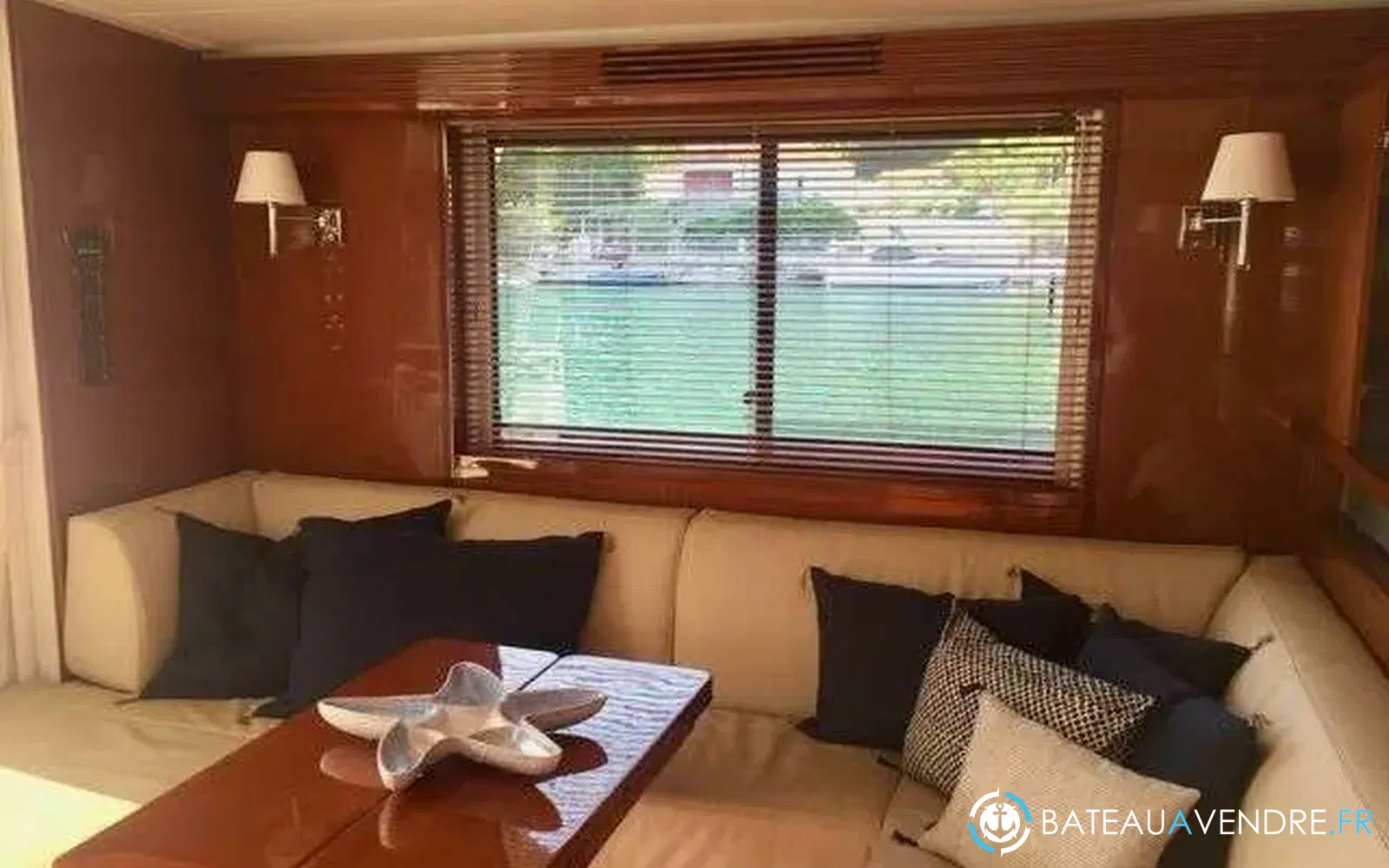 slider 6 Beneteau Swift Trawler 52