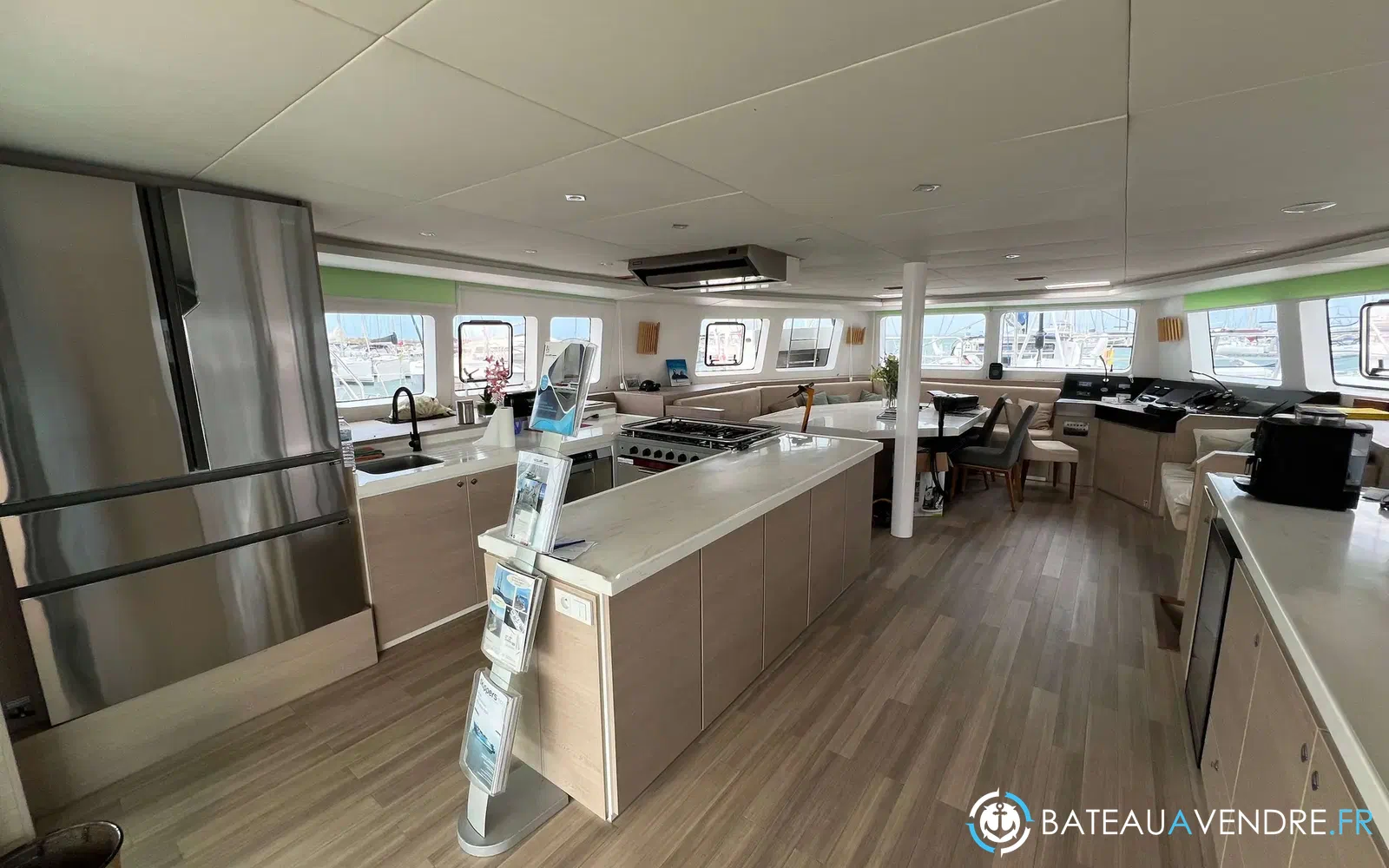 slider 11 Squalt Marine International CK70