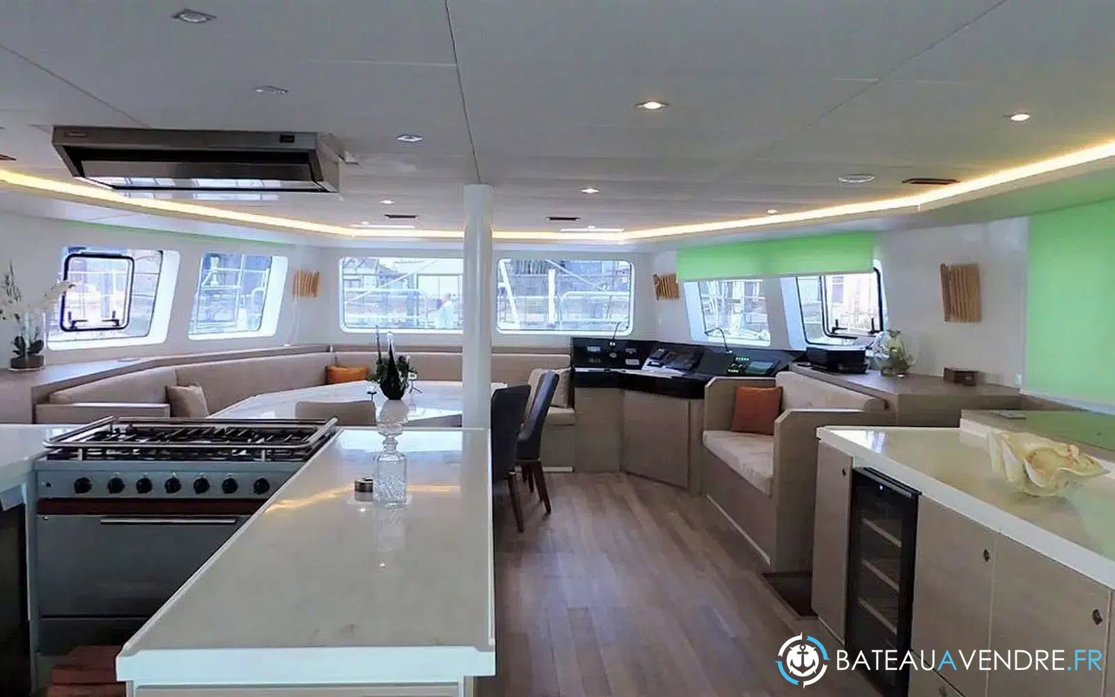 slider 32 Squalt Marine International CK70