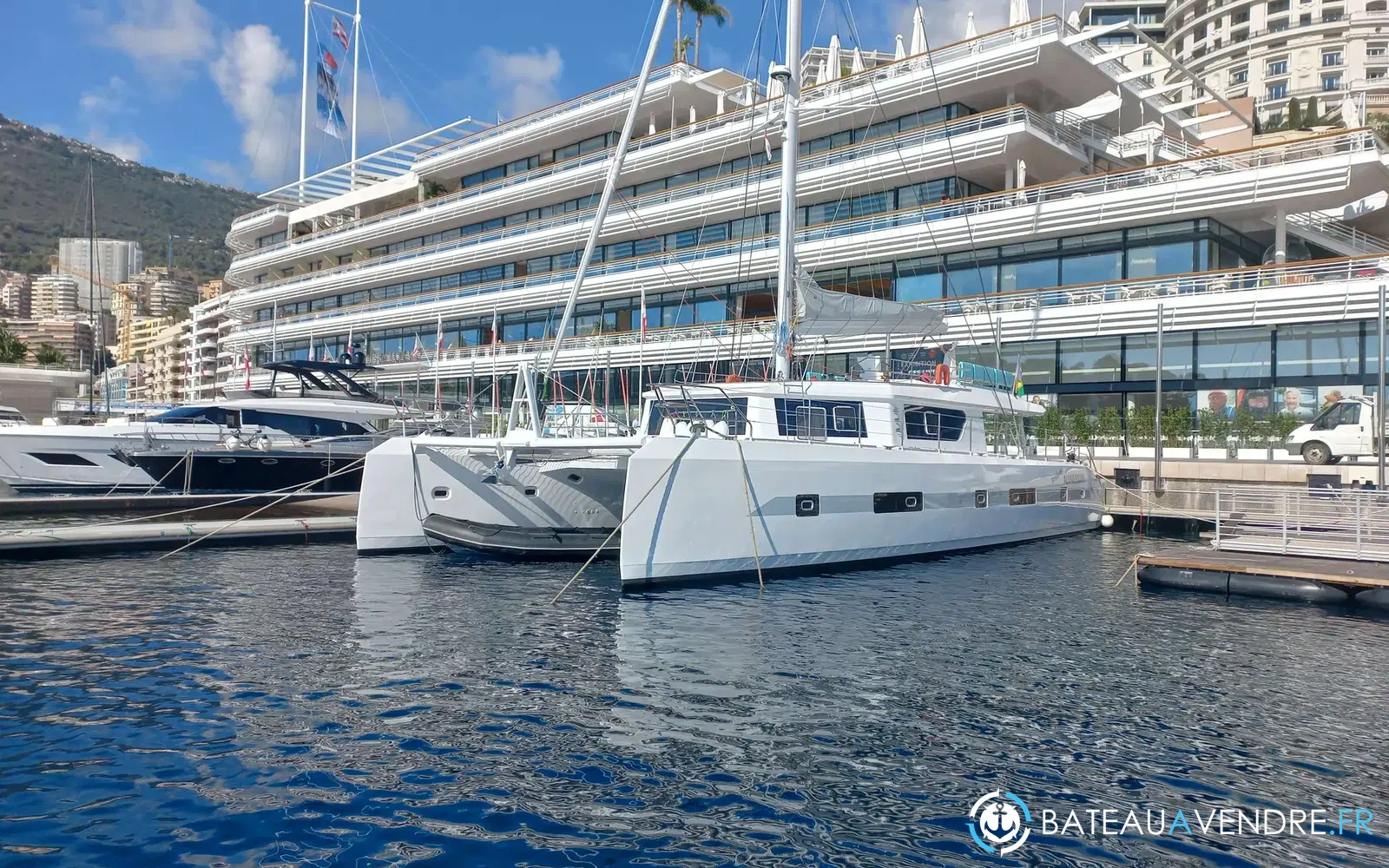 slider 4 Squalt Marine International CK70