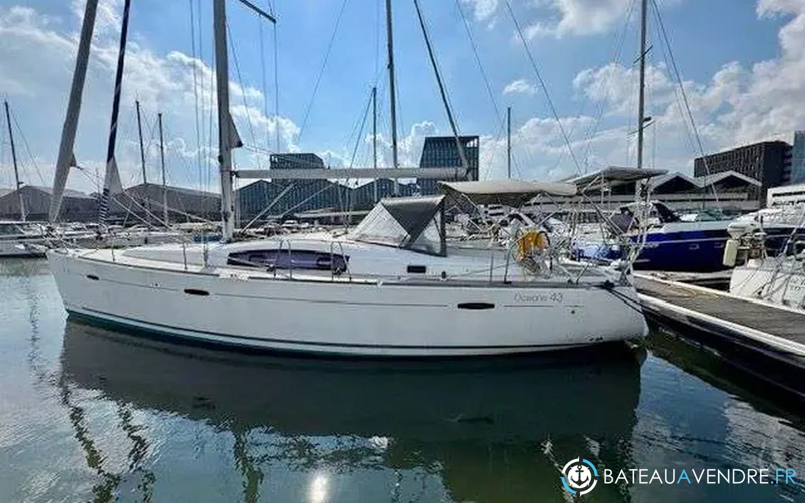 slider 10 Beneteau Oceanis 43