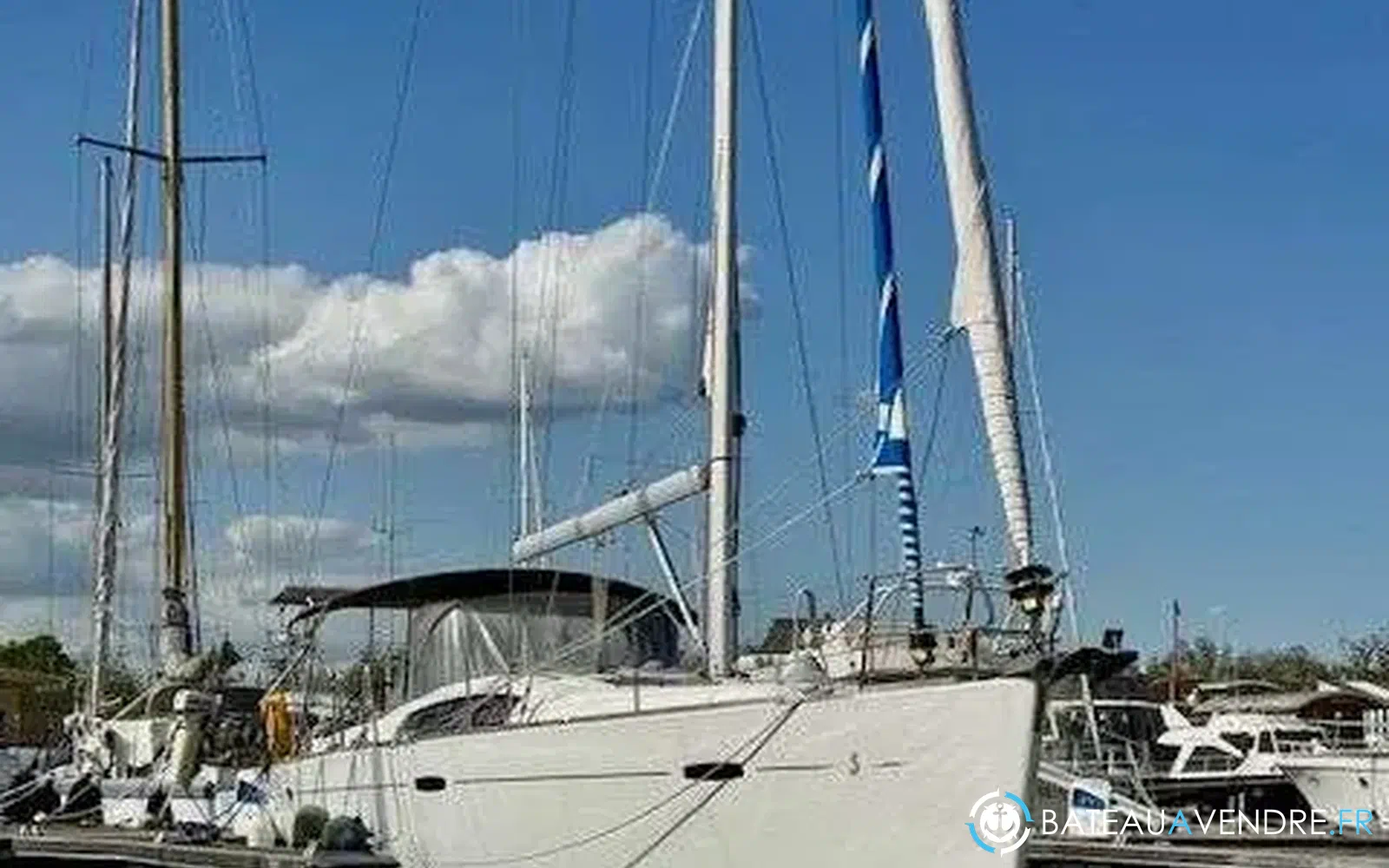 slider 18 Beneteau Oceanis 43