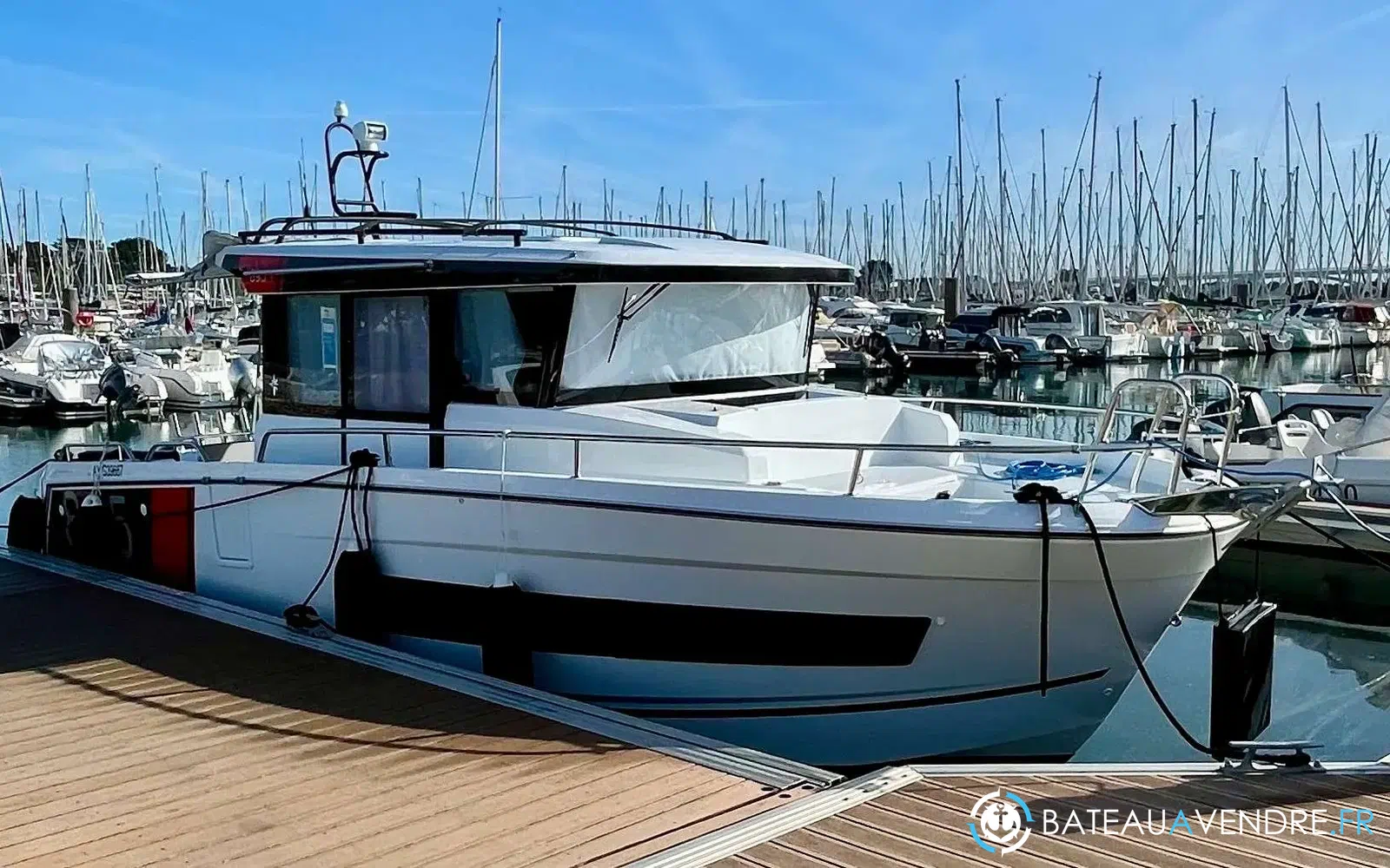slider 10 Jeanneau Merry Fisher 895 Sport