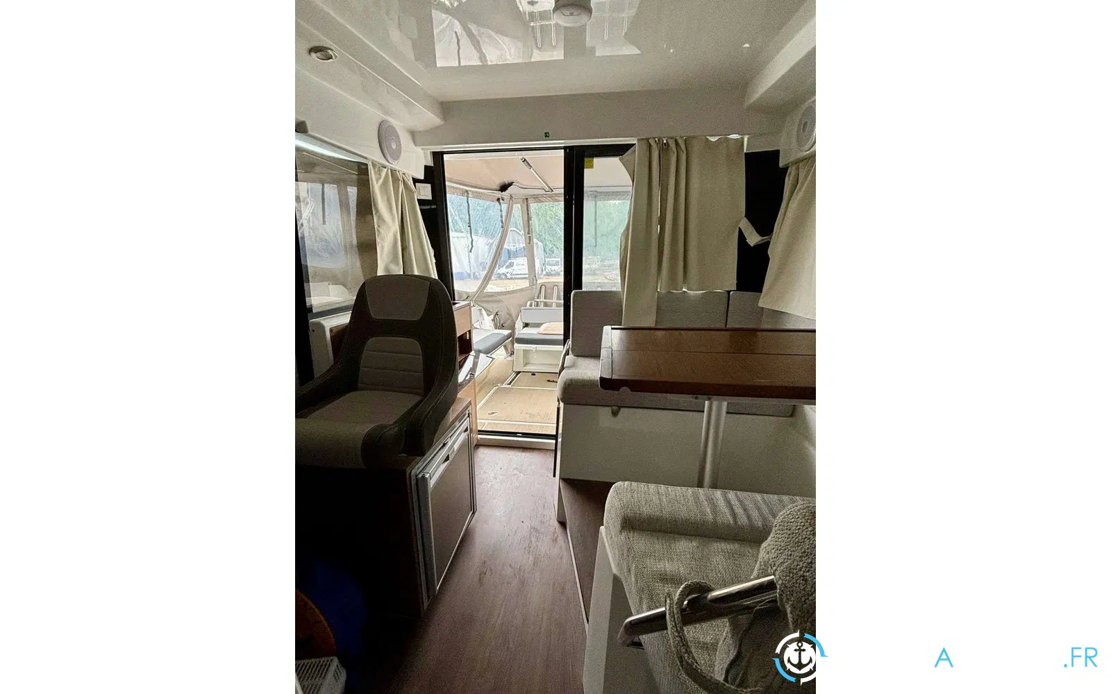 slider 24 Jeanneau Merry Fisher 895 Sport