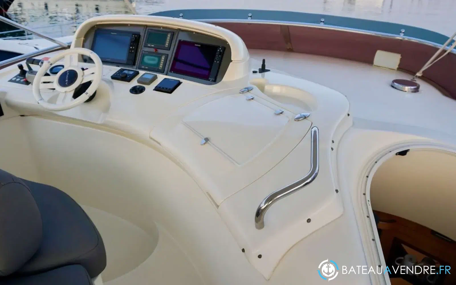 slider 9 Azimut 68