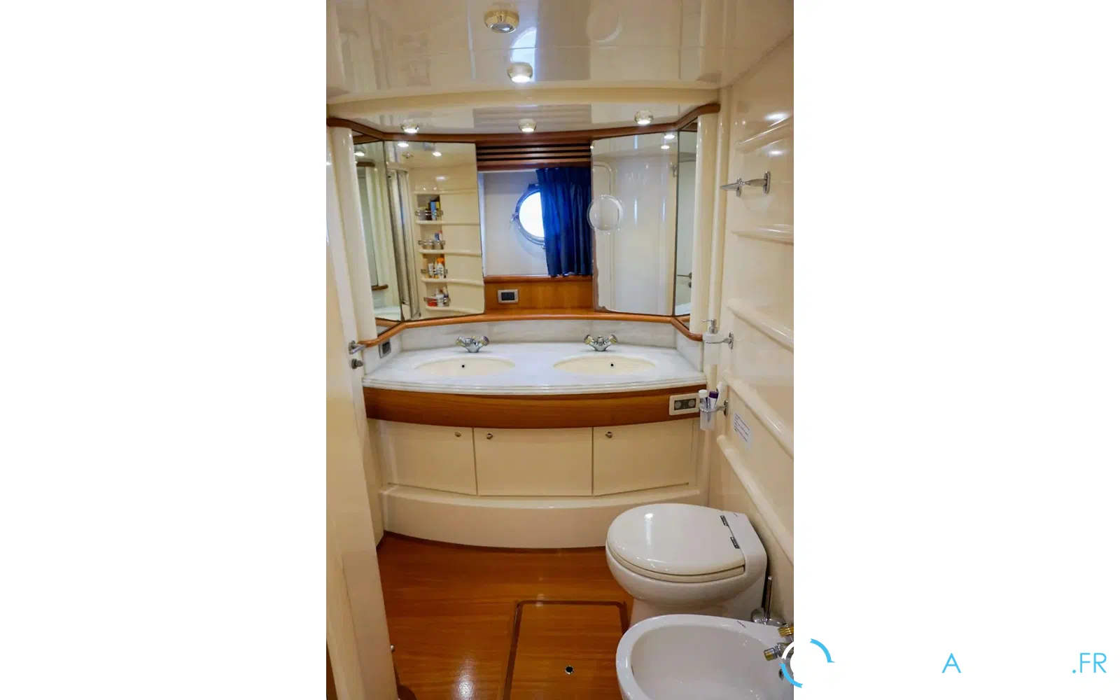 slider 8 Azimut 68