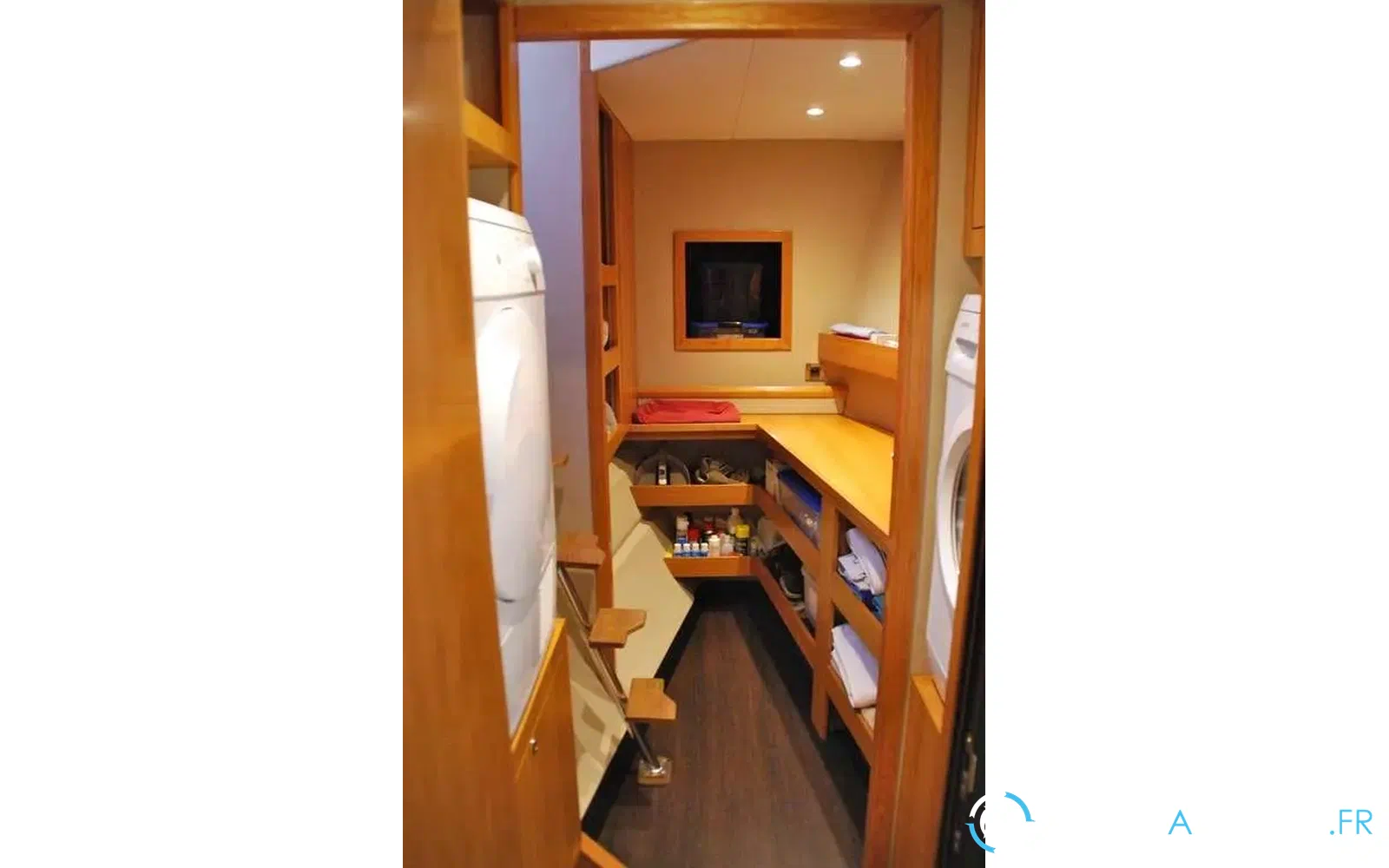 slider 106 Fountaine Pajot Queensland 55