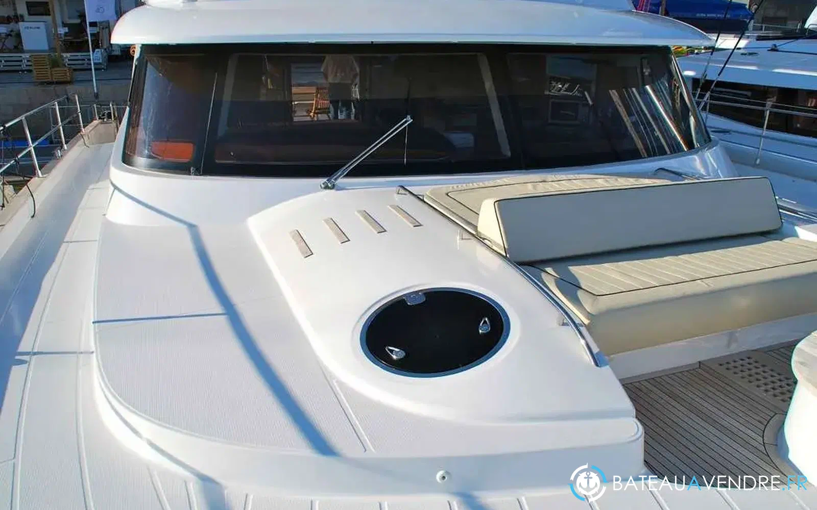 slider 113 Fountaine Pajot Queensland 55