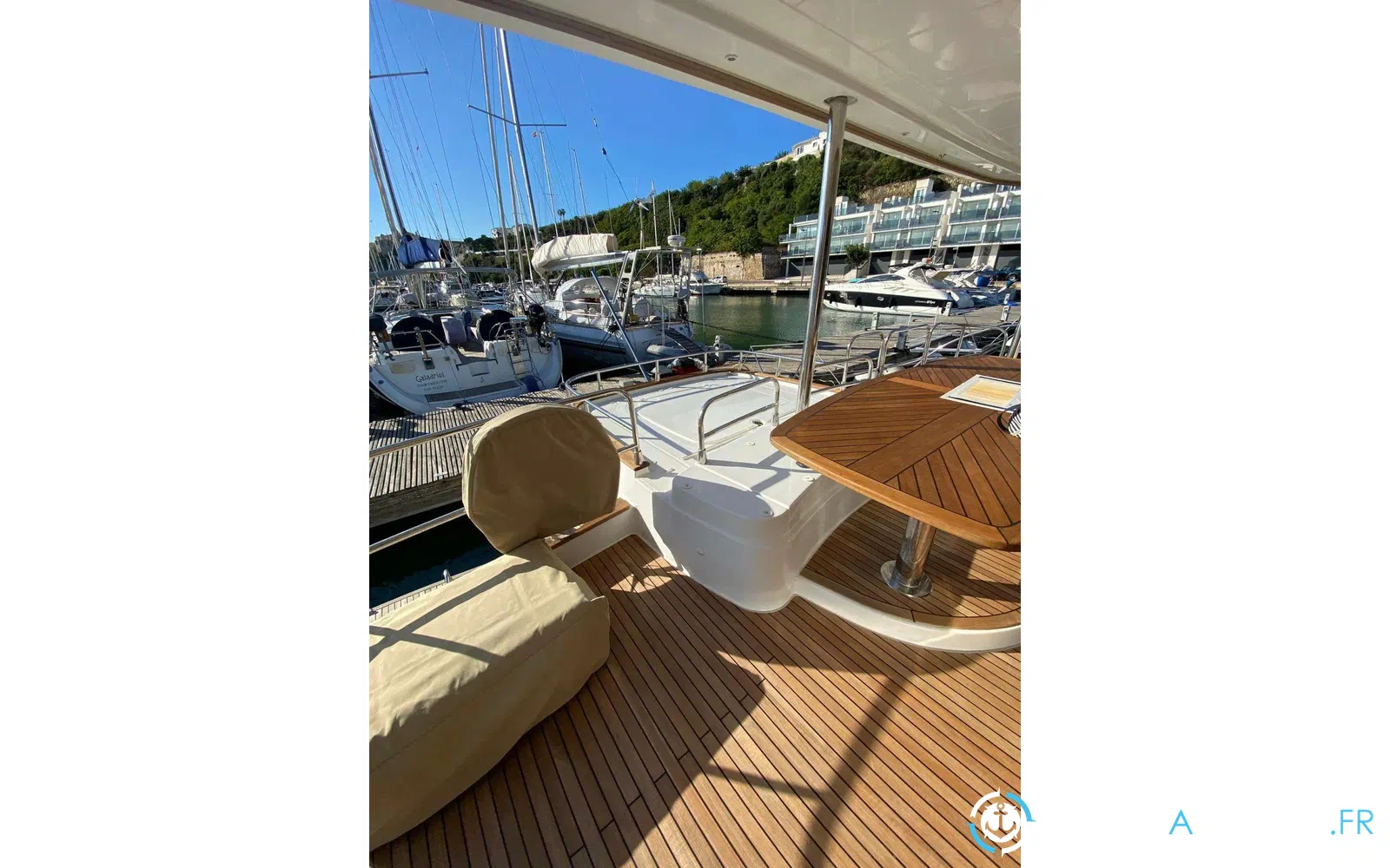 slider 116 Fountaine Pajot Queensland 55