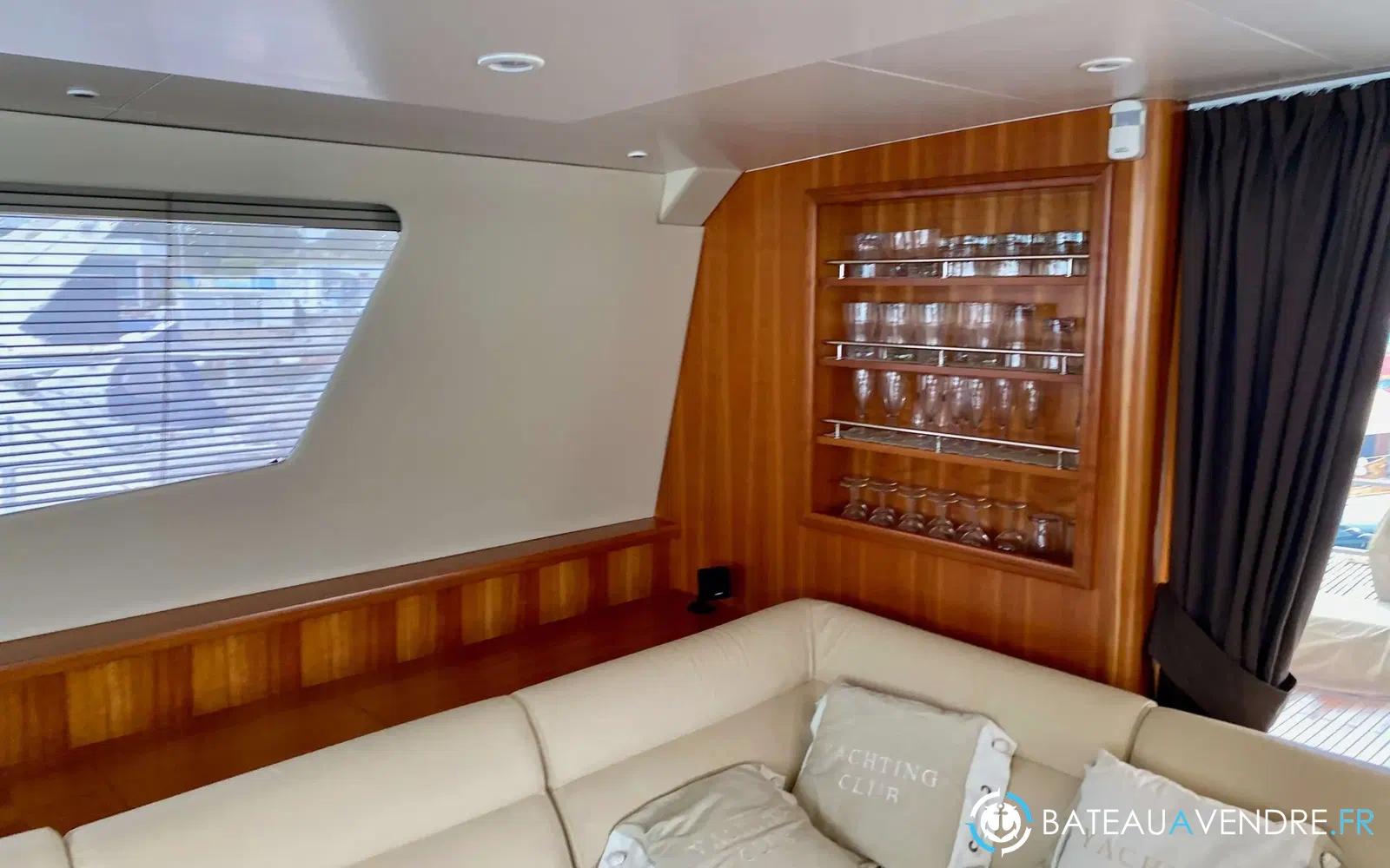 slider 13 Fountaine Pajot Queensland 55