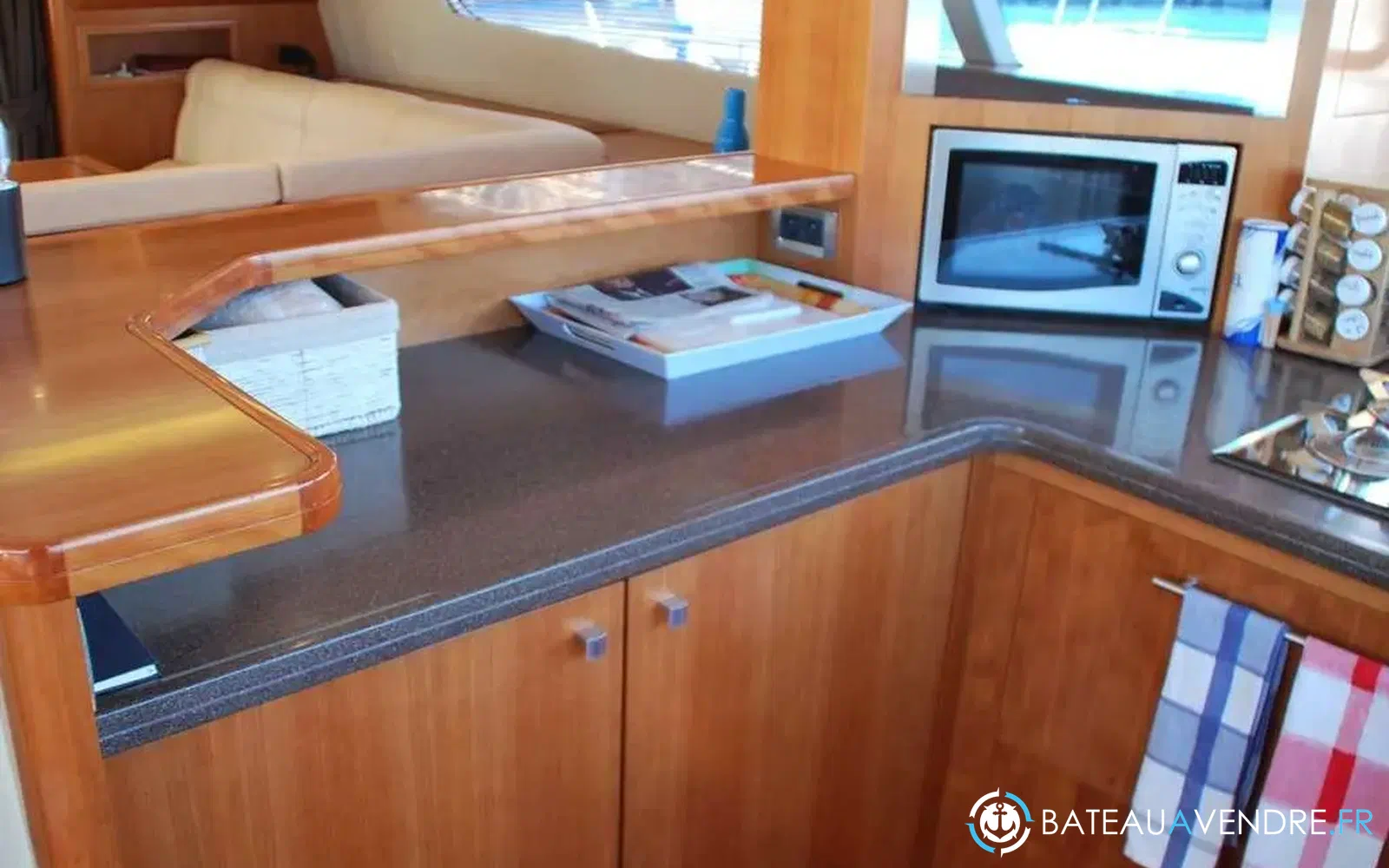 slider 15 Fountaine Pajot Queensland 55