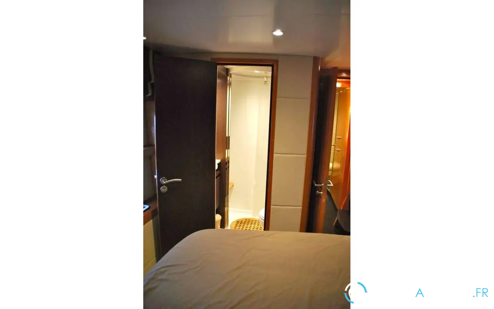 slider 1 Fountaine Pajot Queensland 55