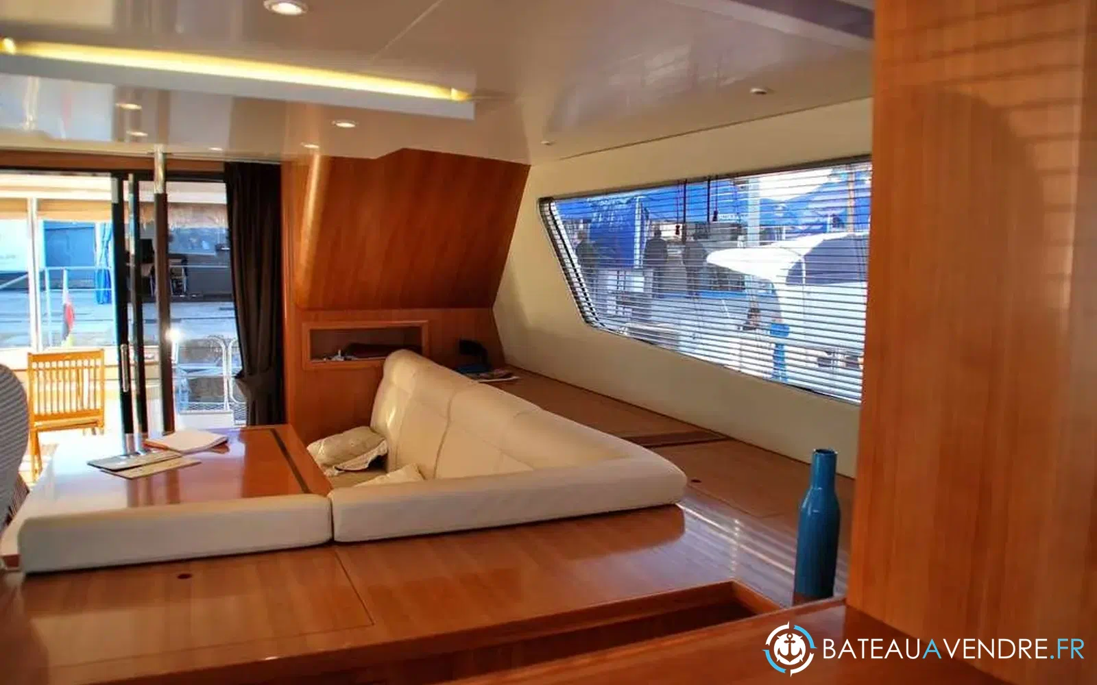 slider 20 Fountaine Pajot Queensland 55