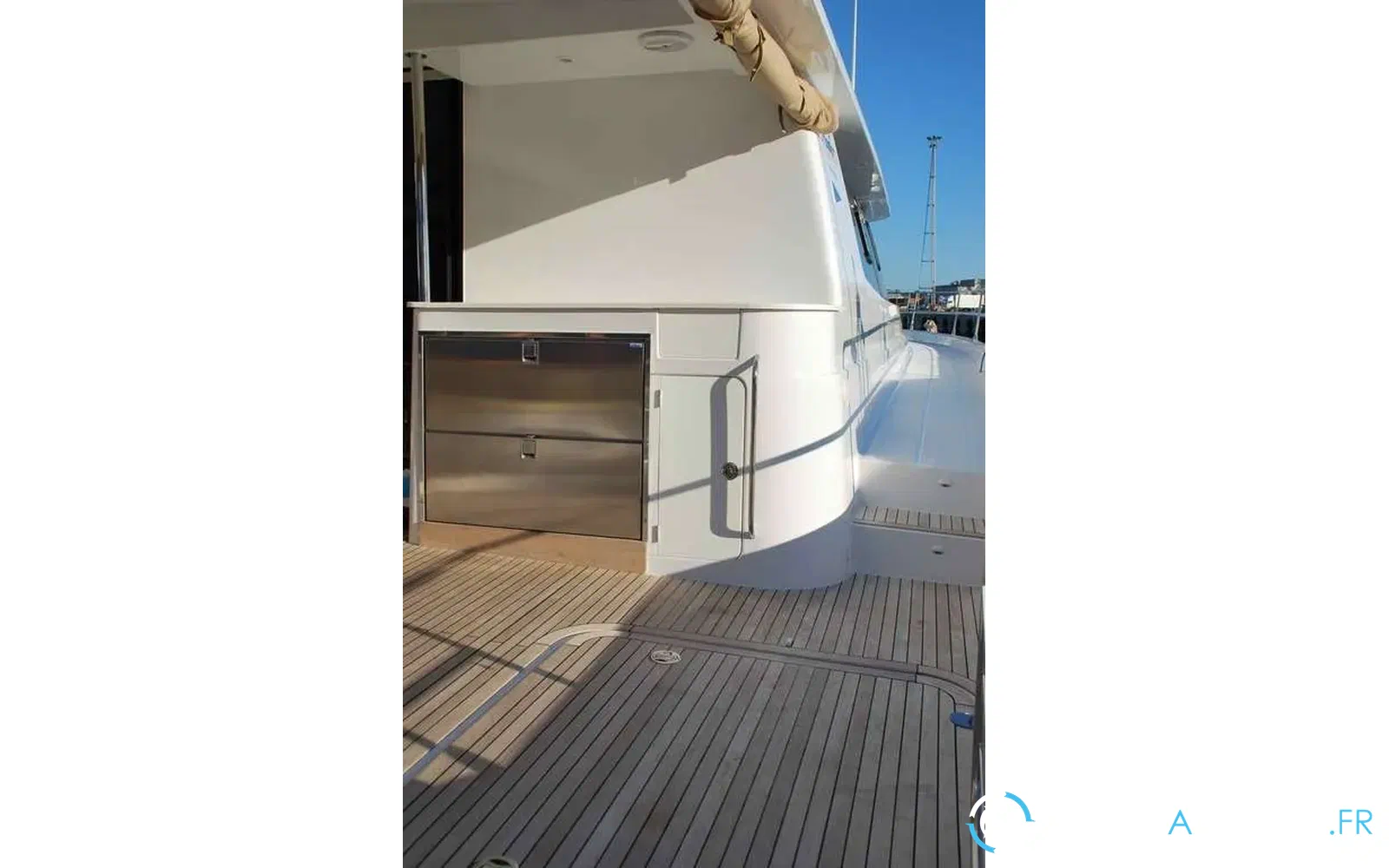 slider 27 Fountaine Pajot Queensland 55