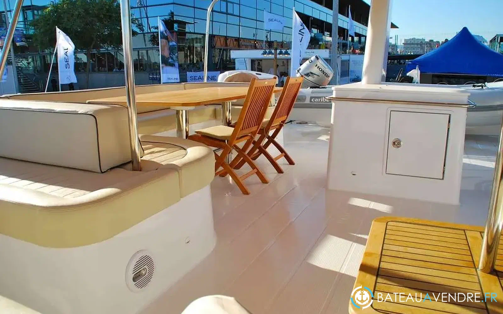 slider 28 Fountaine Pajot Queensland 55