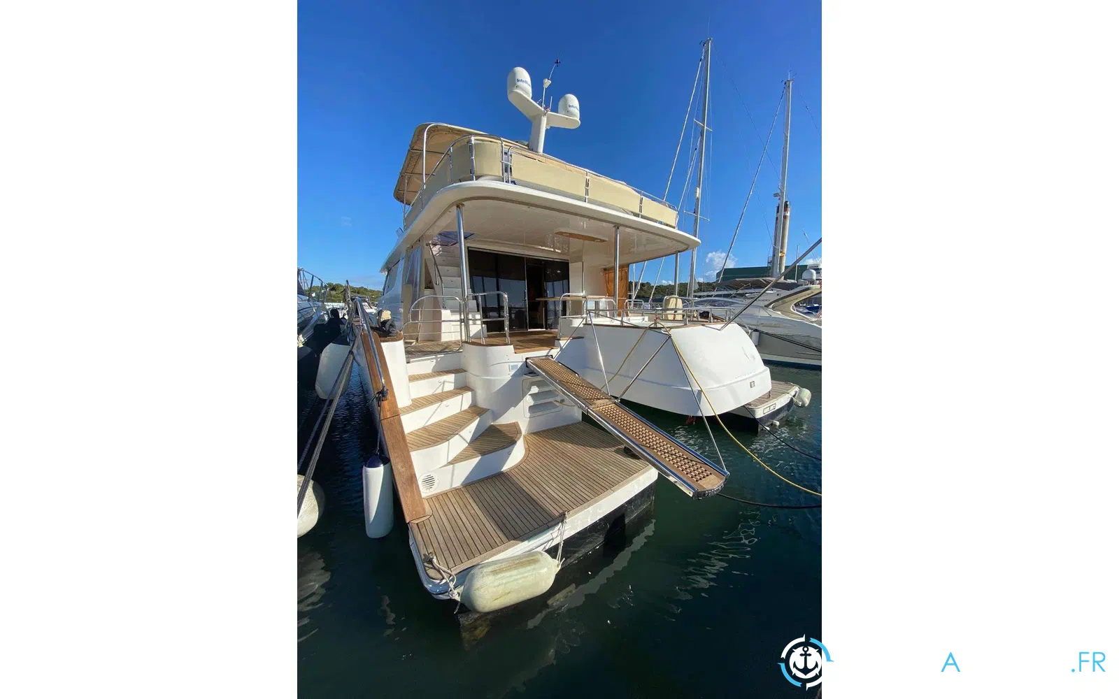 slider 41 Fountaine Pajot Queensland 55