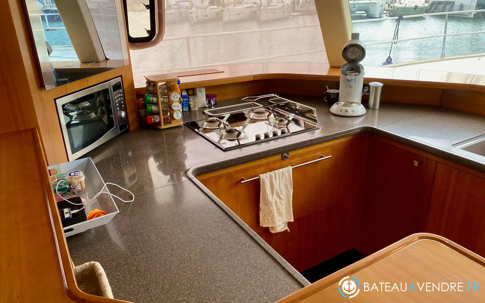 slider 6 Fountaine Pajot Queensland 55