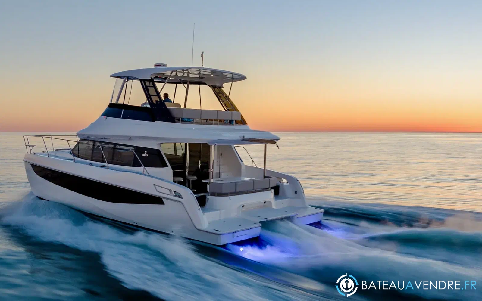 slider 0 Aquila 42 Yacht