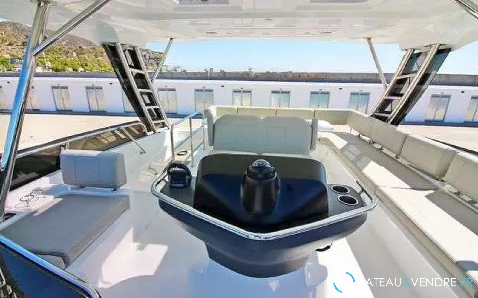 slider 9 Aquila 42 Yacht
