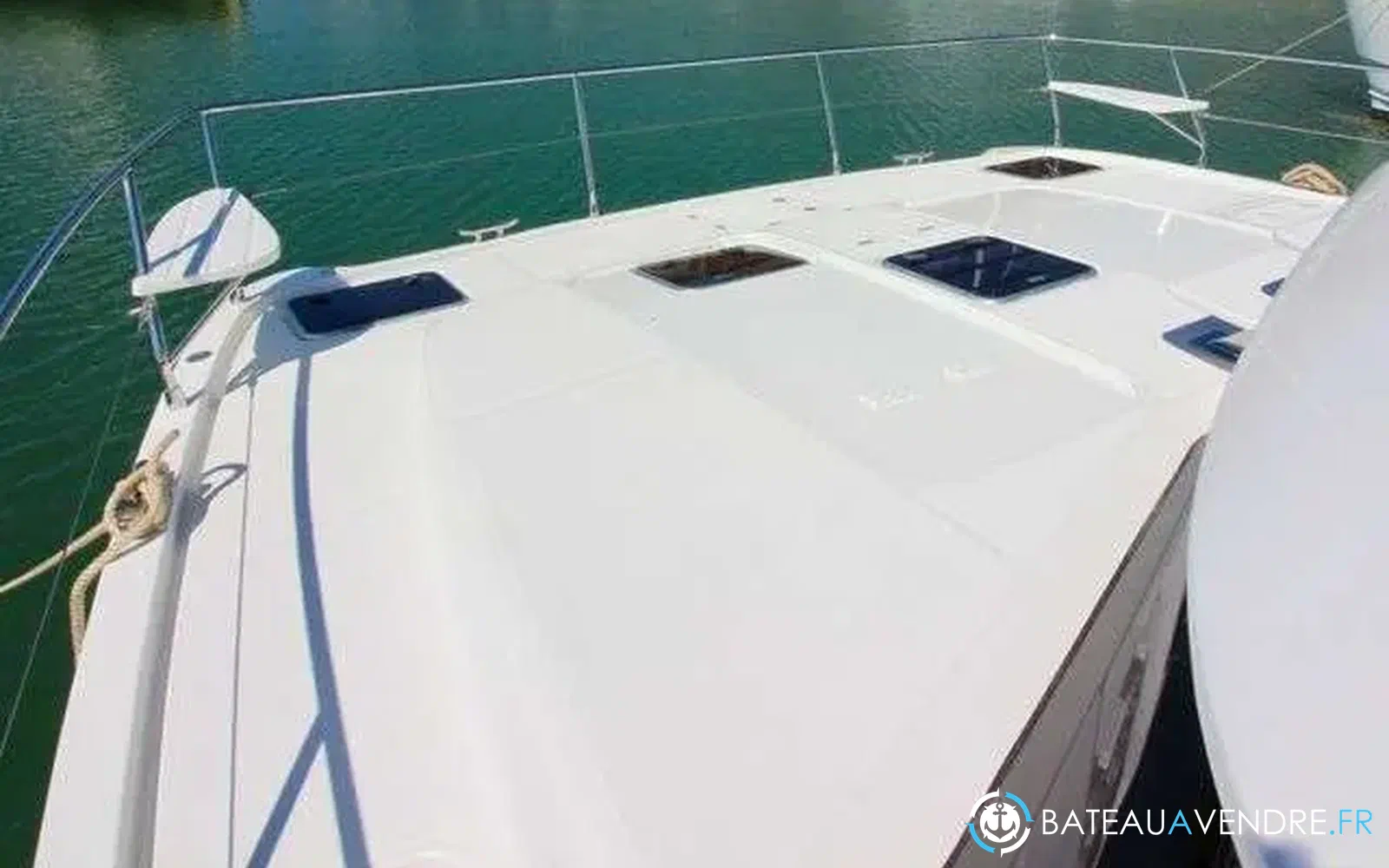 slider 11 Aquila 42 Yacht