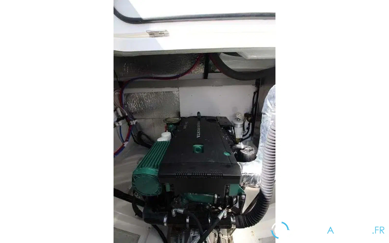 slider 13 Aquila 42 Yacht