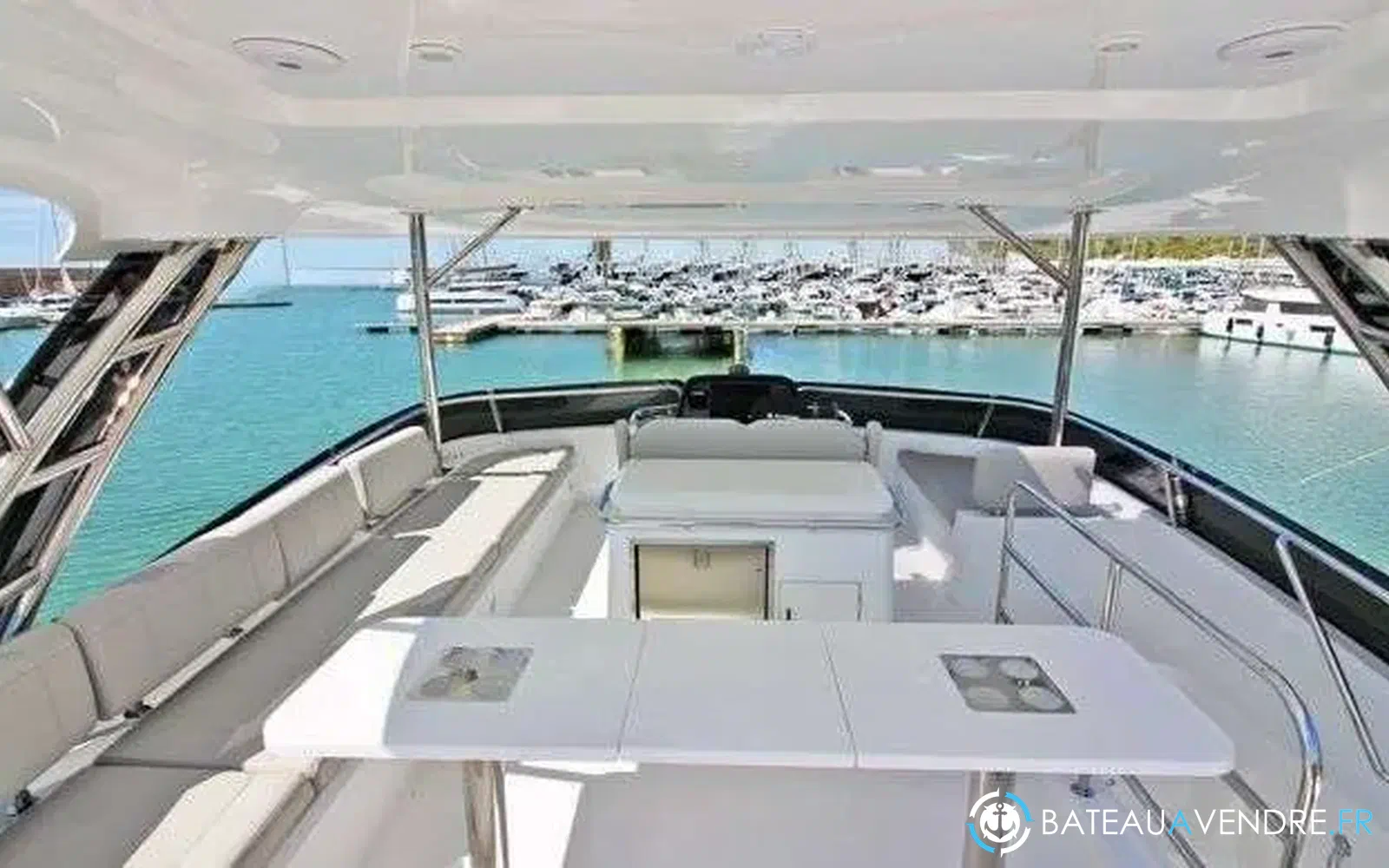 slider 21 Aquila 42 Yacht