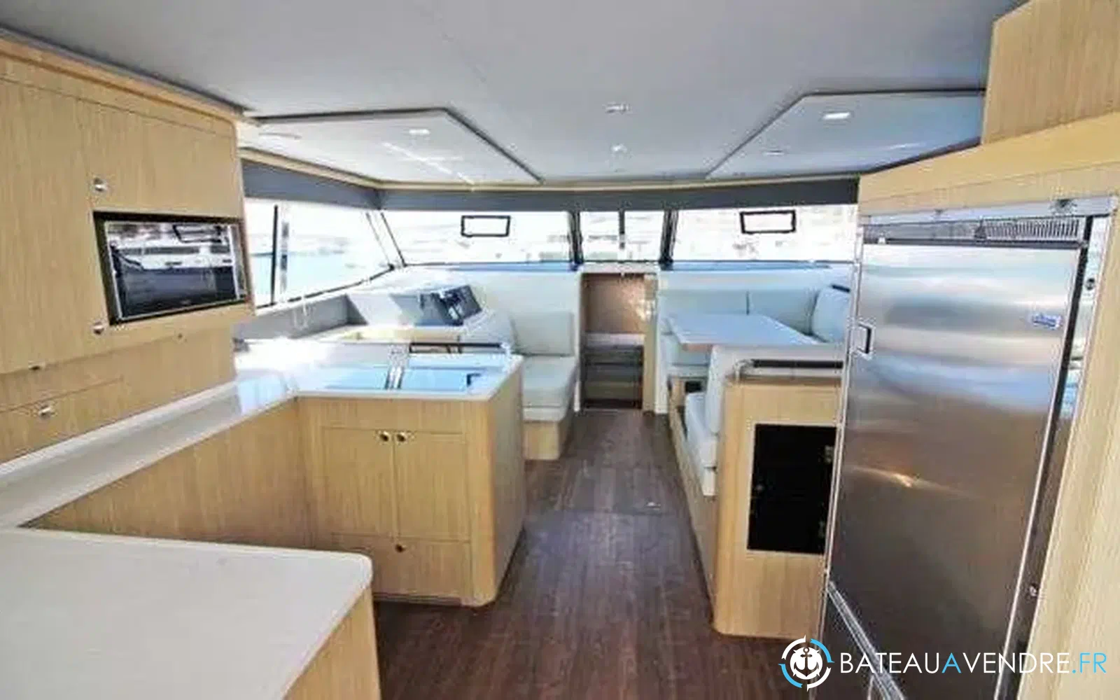 slider 27 Aquila 42 Yacht