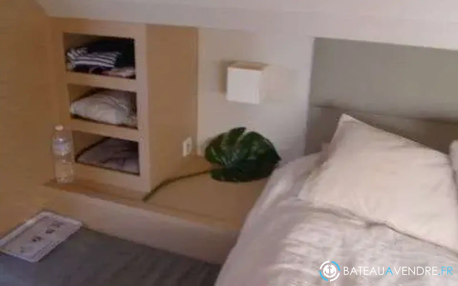 slider 26 Fountaine Pajot My 40