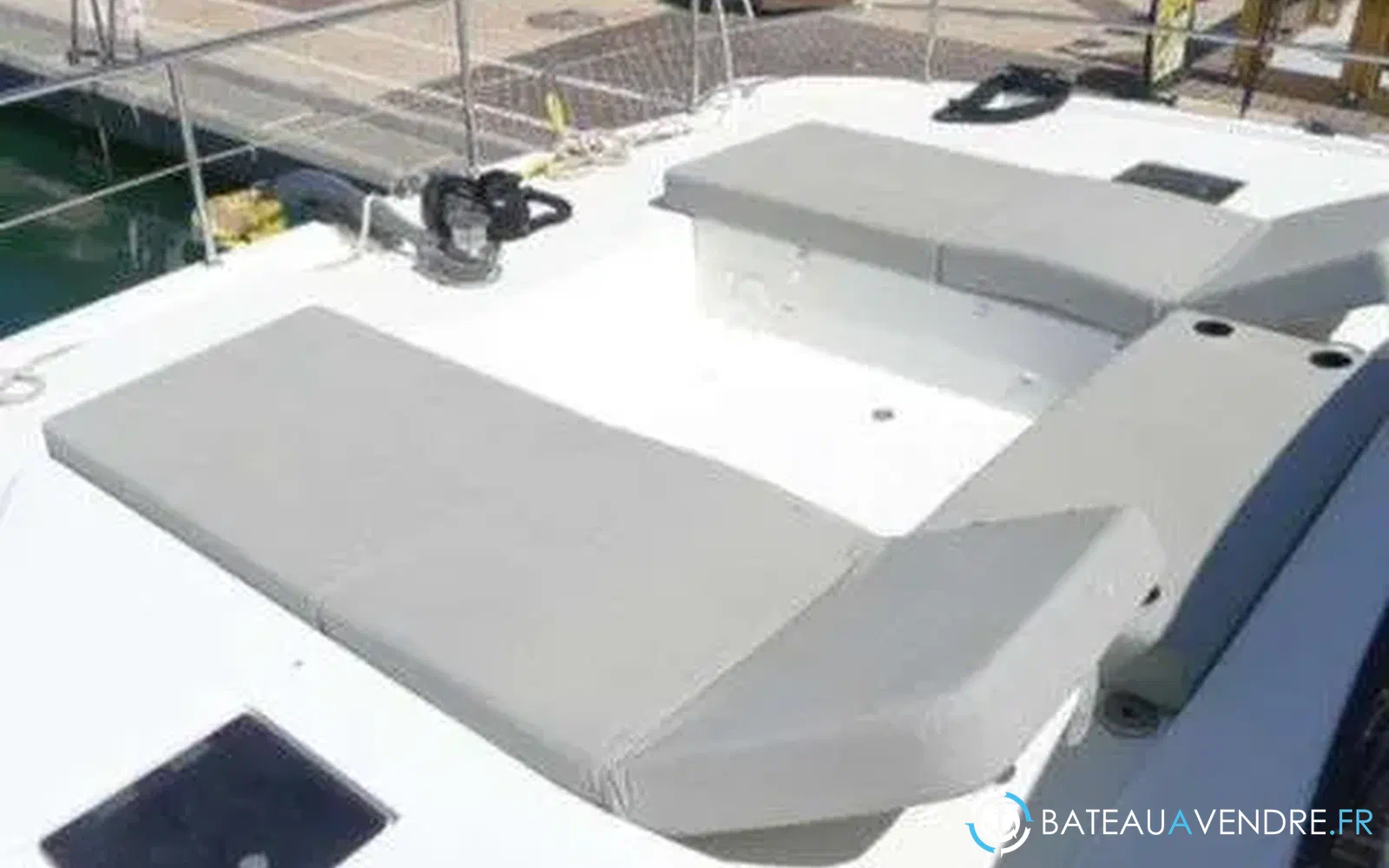 slider 41 Fountaine Pajot My 40