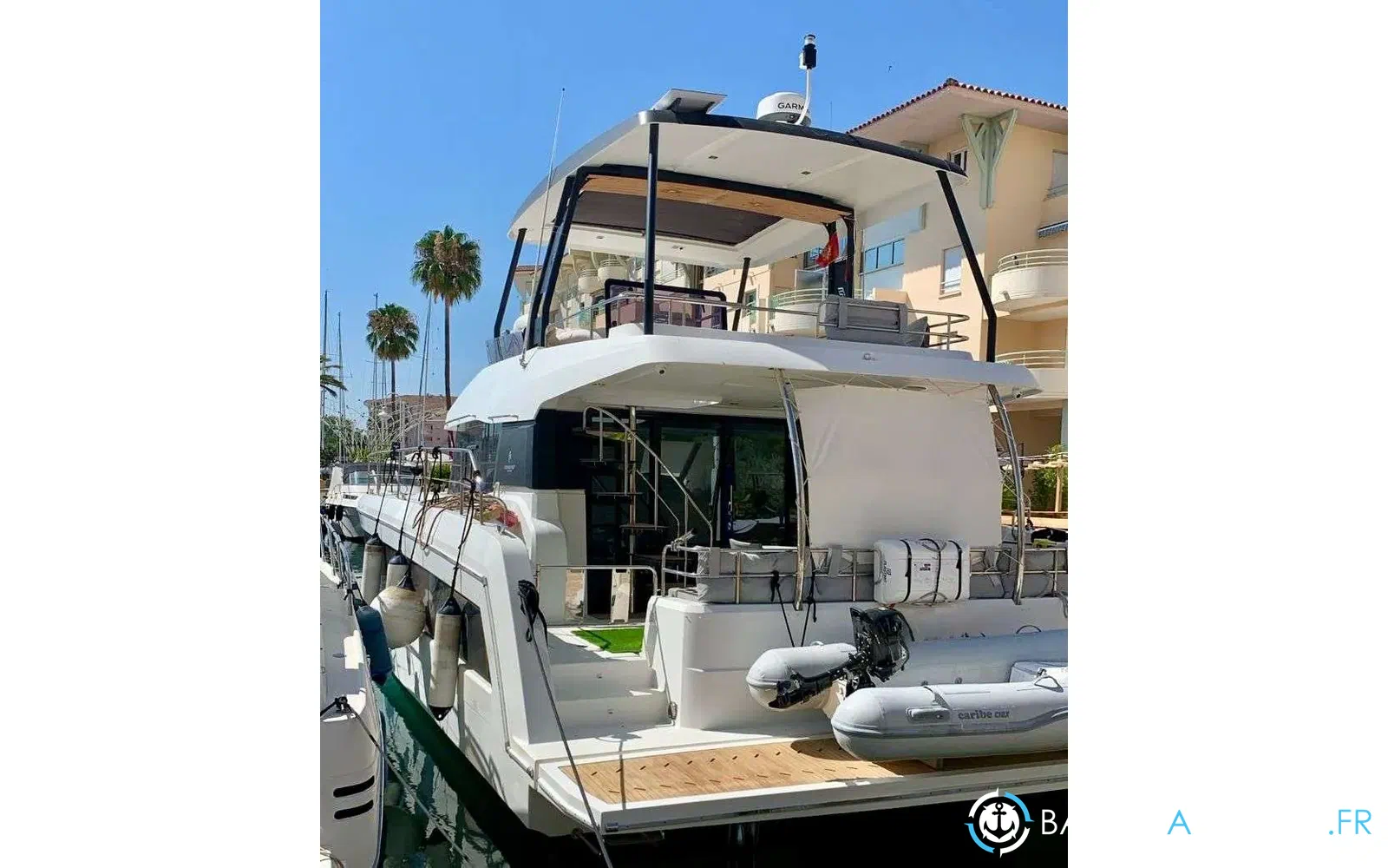 slider 42 Fountaine Pajot My 40