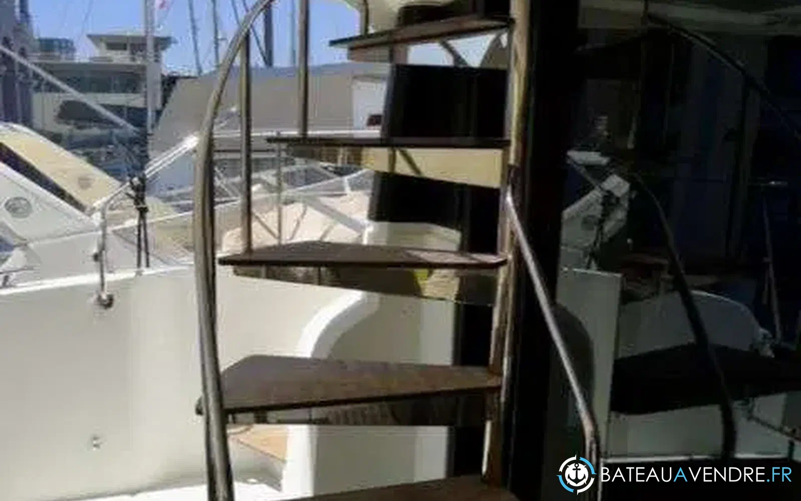 slider 5 Fountaine Pajot My 40