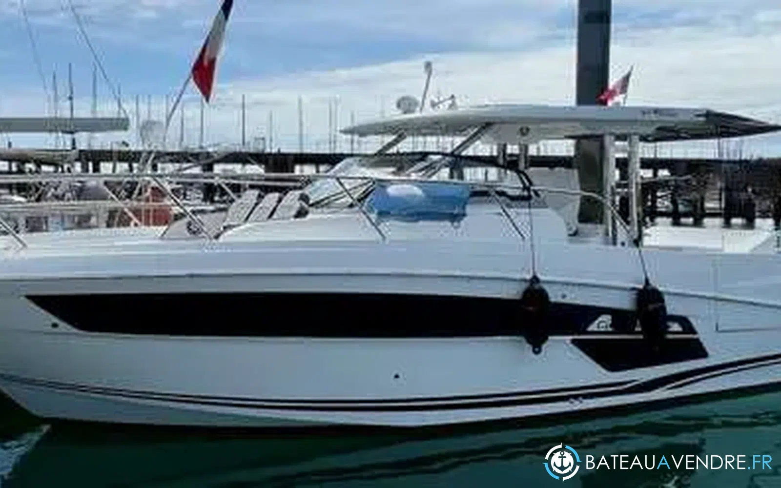 slider 22 Jeanneau Cap Camarat 12.5 WA