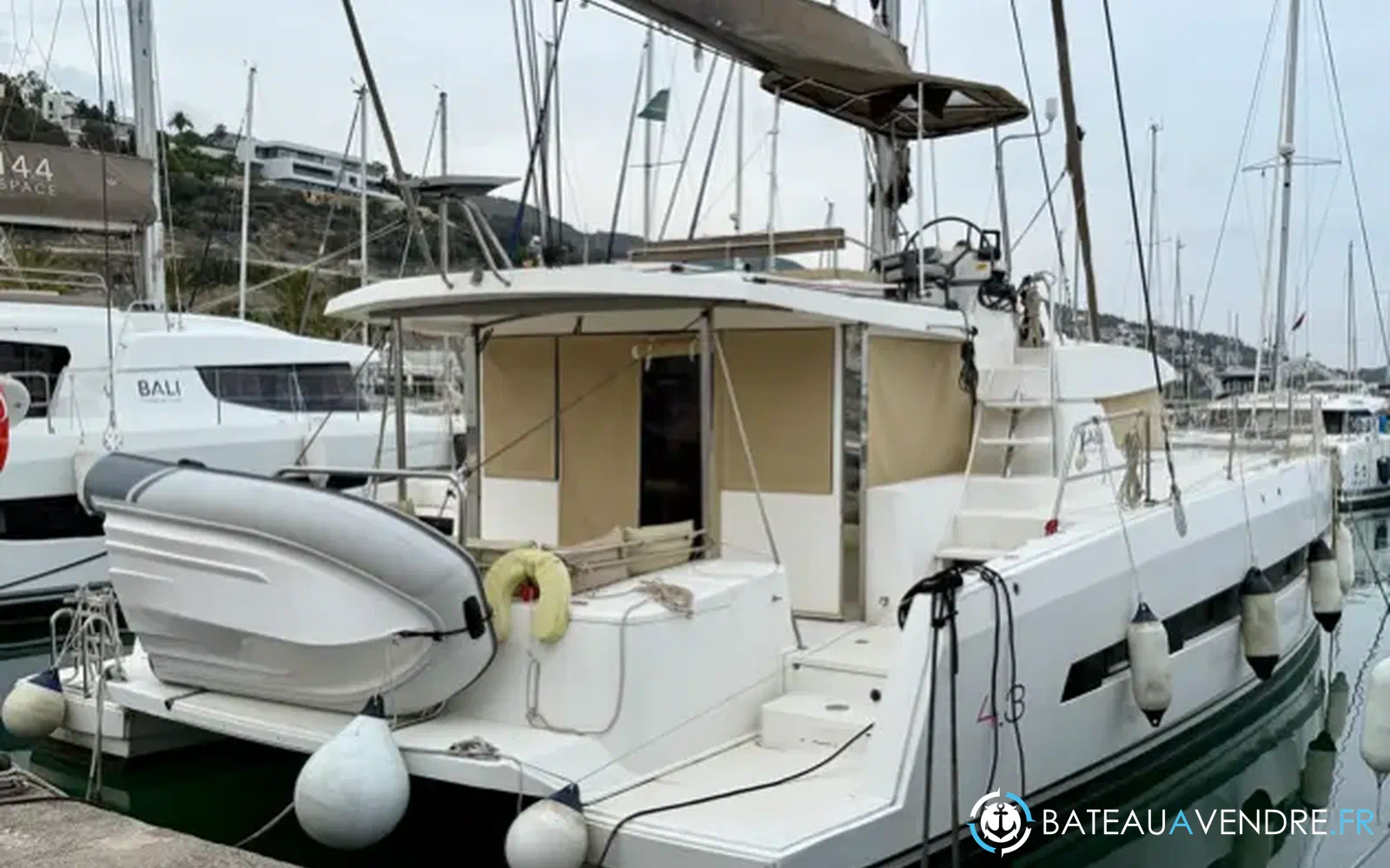 slider 0 Bali Catamarans Bali 4.3
