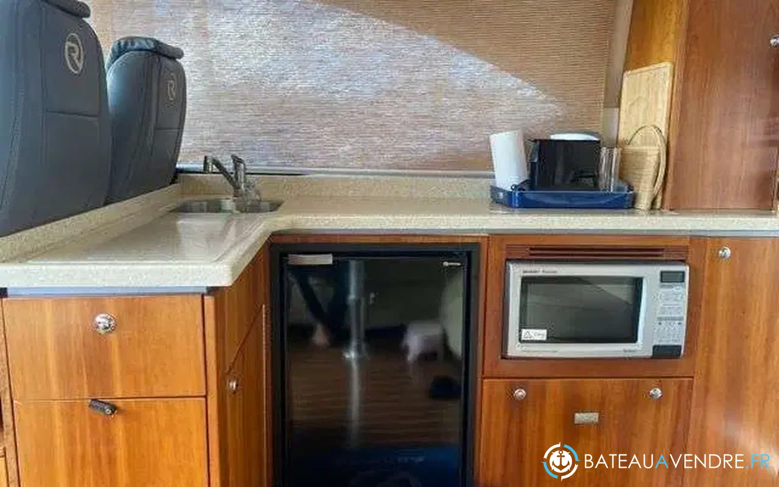 slider 9 Riviera 4400 Sport Yacht