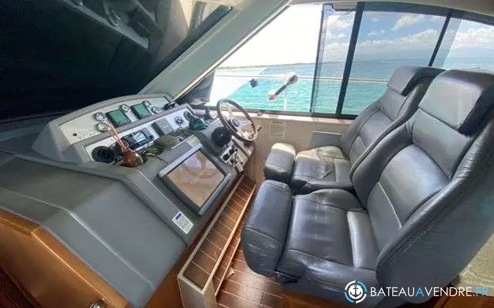 slider 27 Riviera 4400 Sport Yacht