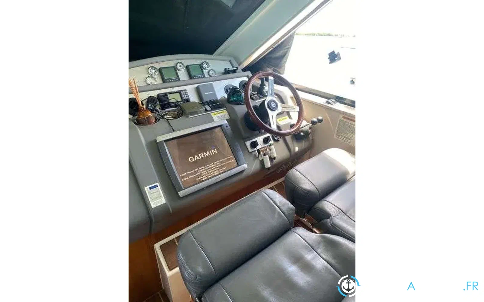 slider 31 Riviera 4400 Sport Yacht