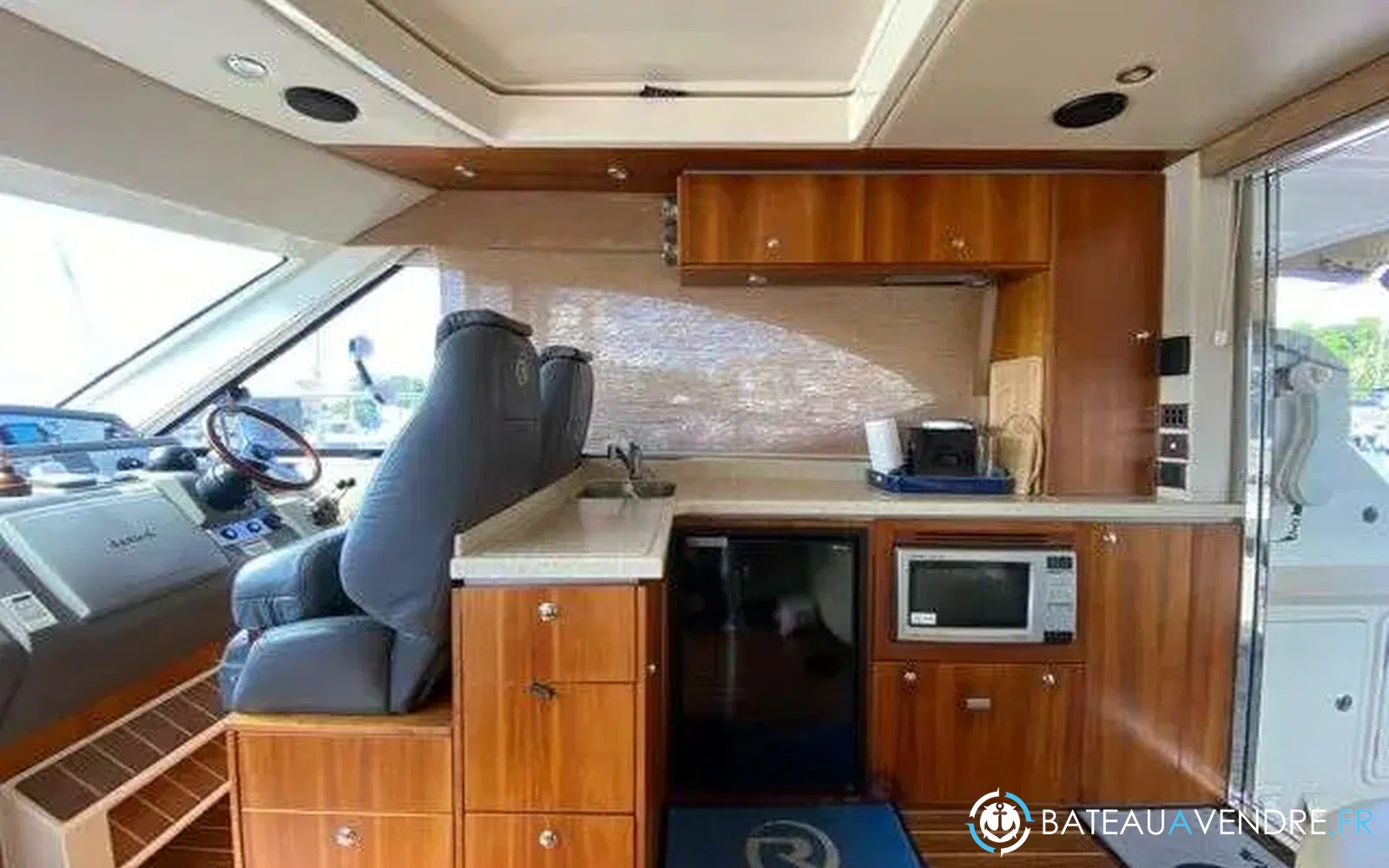 slider 34 Riviera 4400 Sport Yacht