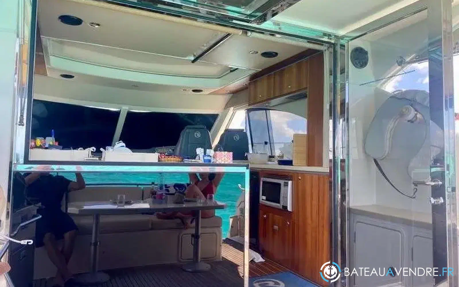 slider 7 Riviera 4400 Sport Yacht