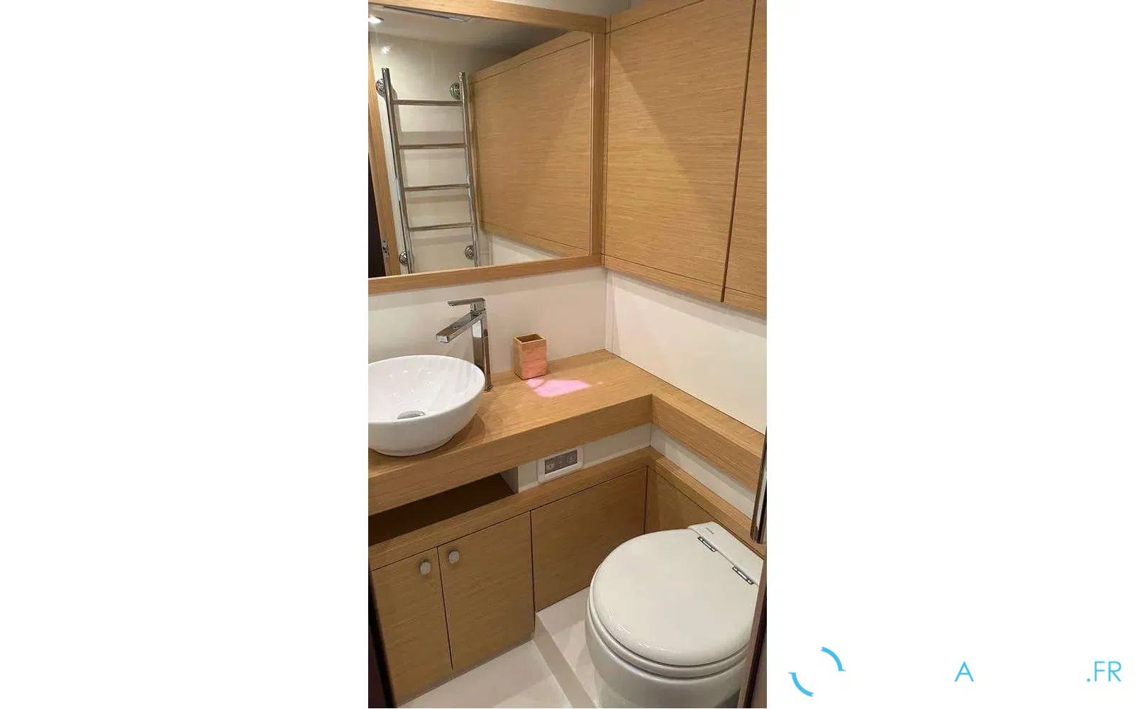slider 12 Grand Soleil 52 LC