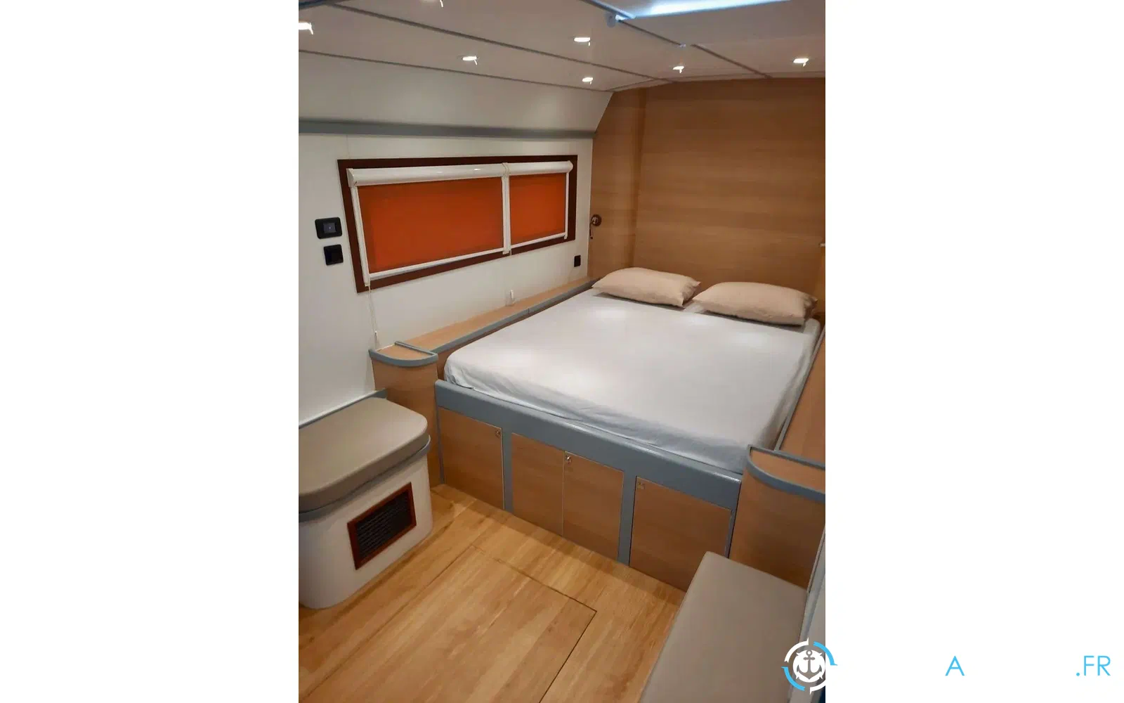 slider 1 Squalt Marine International CK64
